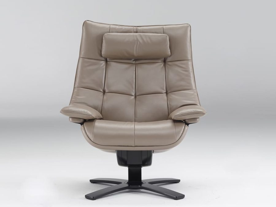 Natuzzi Re-Vive Quilted King Recliner & Footstool - Image 2