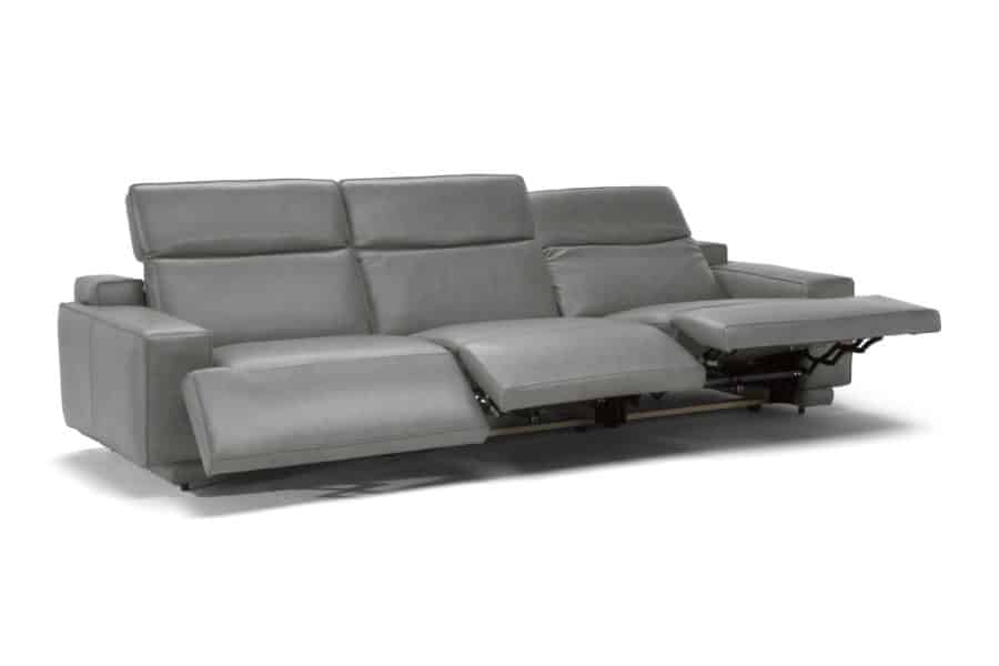Natuzzi Italia Iago Power Reclining Sofa - Image 3