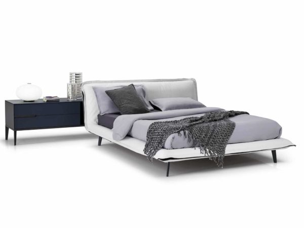 Natuzzi Italia Piuma Bed