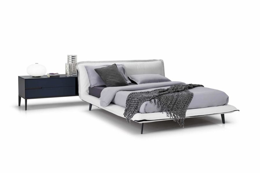 Natuzzi Italia Piuma Bed