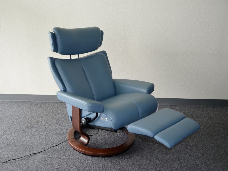 Stressless Magic Power Base M Sparrow Blue Furnitalia Contemporary Italian Furniture Showroom