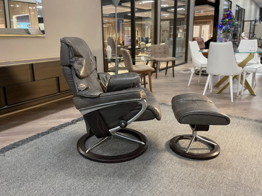 Stressless® Reno Signature Large Grey Side View