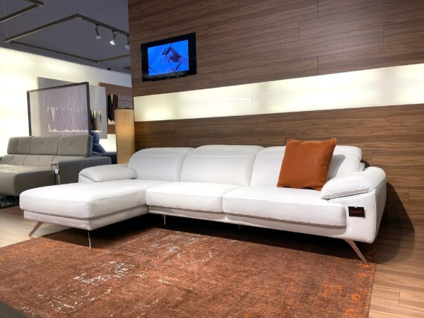 Estro Milano Papillon Sectional White