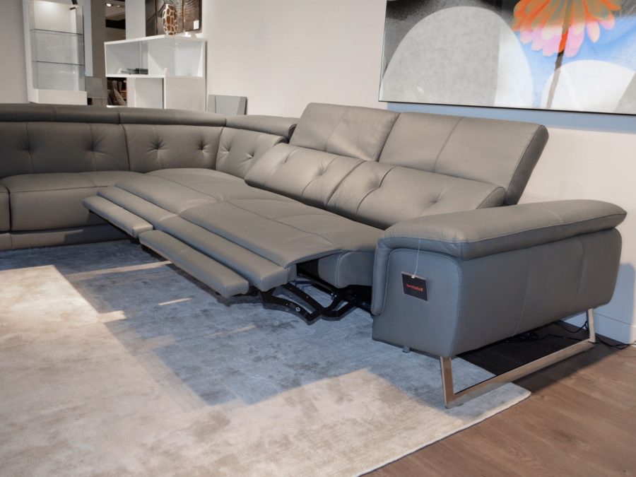 Estro Milano Arizona IS624 sectional dark grey showroom side view with recliners function