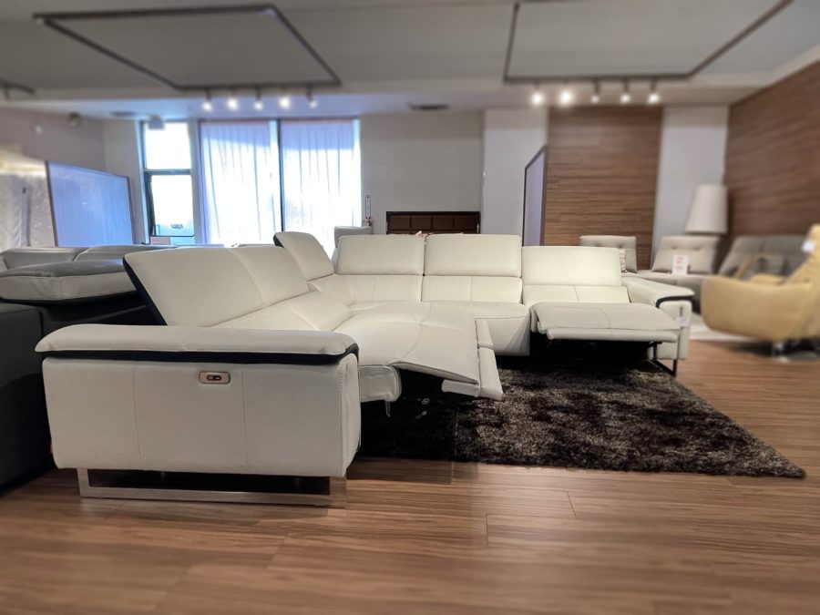 estro milano taylor IS531 sectional with recliners open showroom side view