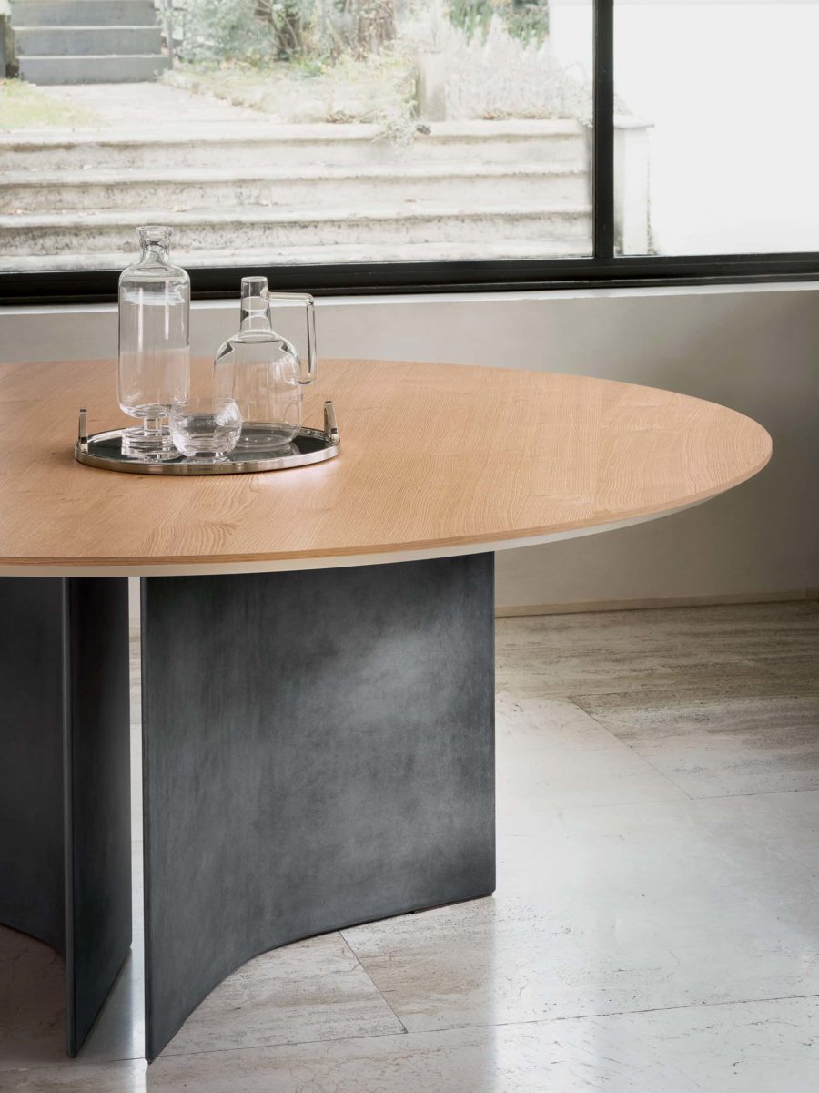 Bontempi - Magnum Round Table with Natural Oak Top