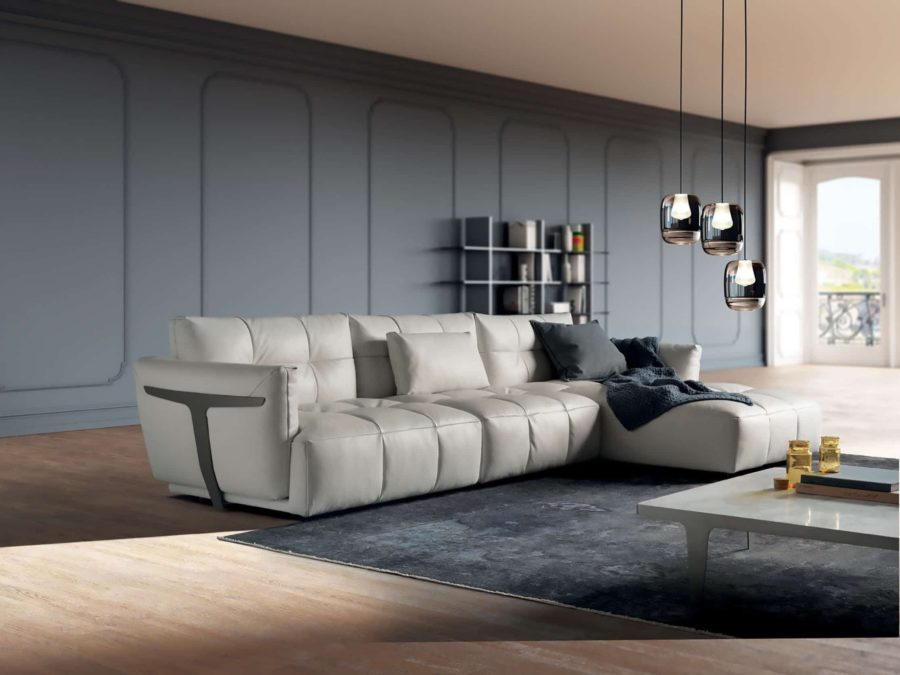 Natuzzi Italia - Herman sofa with chase in white leather - room view