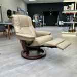 Stressless Mayfair Power Large Paloma Sand - reclined position