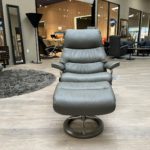 Stressless View Signature Base Large Paloma Metal Grey - front view