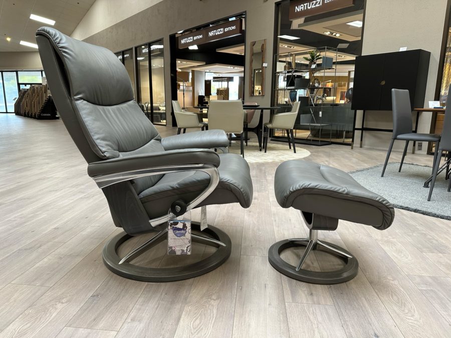 Stressless View Signature Base Large Paloma Metal Grey - side view