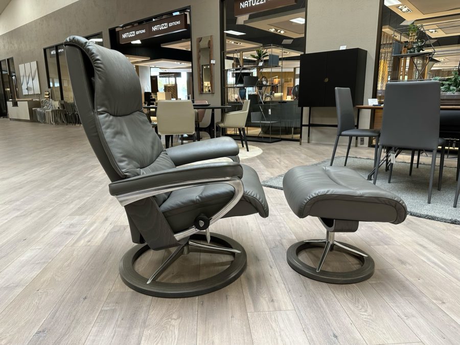 Stressless View Signature Base Medium Paloma Metal Grey - side view