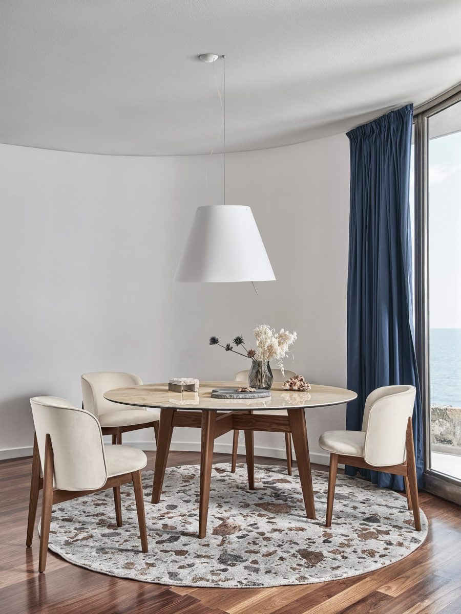 Calligaris Abrey round dining table with marble top cs4127-FS_P15L_P87W_cs2041_SLS_cs7255 side view