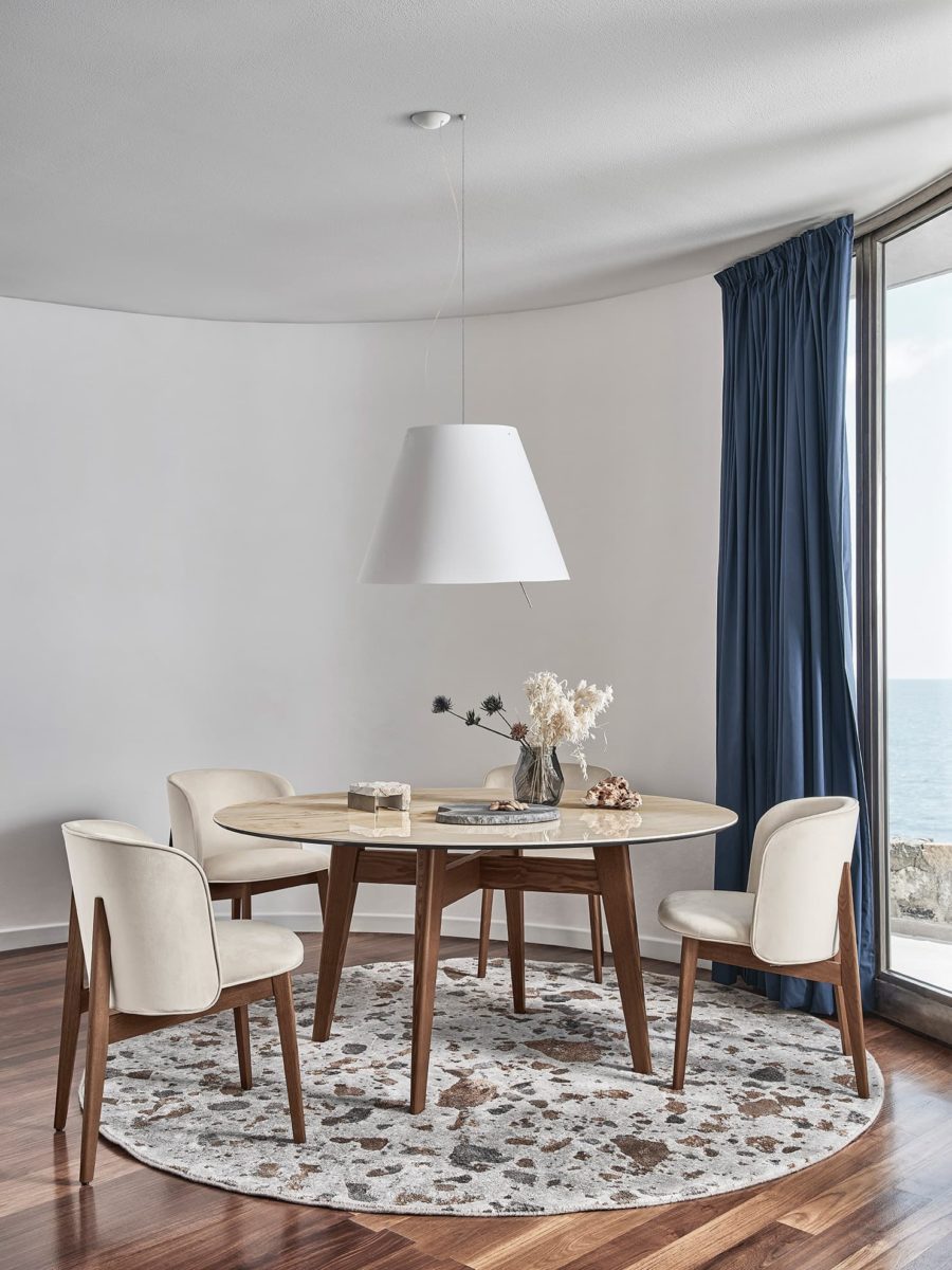 Calligaris Abrey round dining table with marble top cs4127-FS_P15L_P87W_cs2041_SLS_cs7255 side view