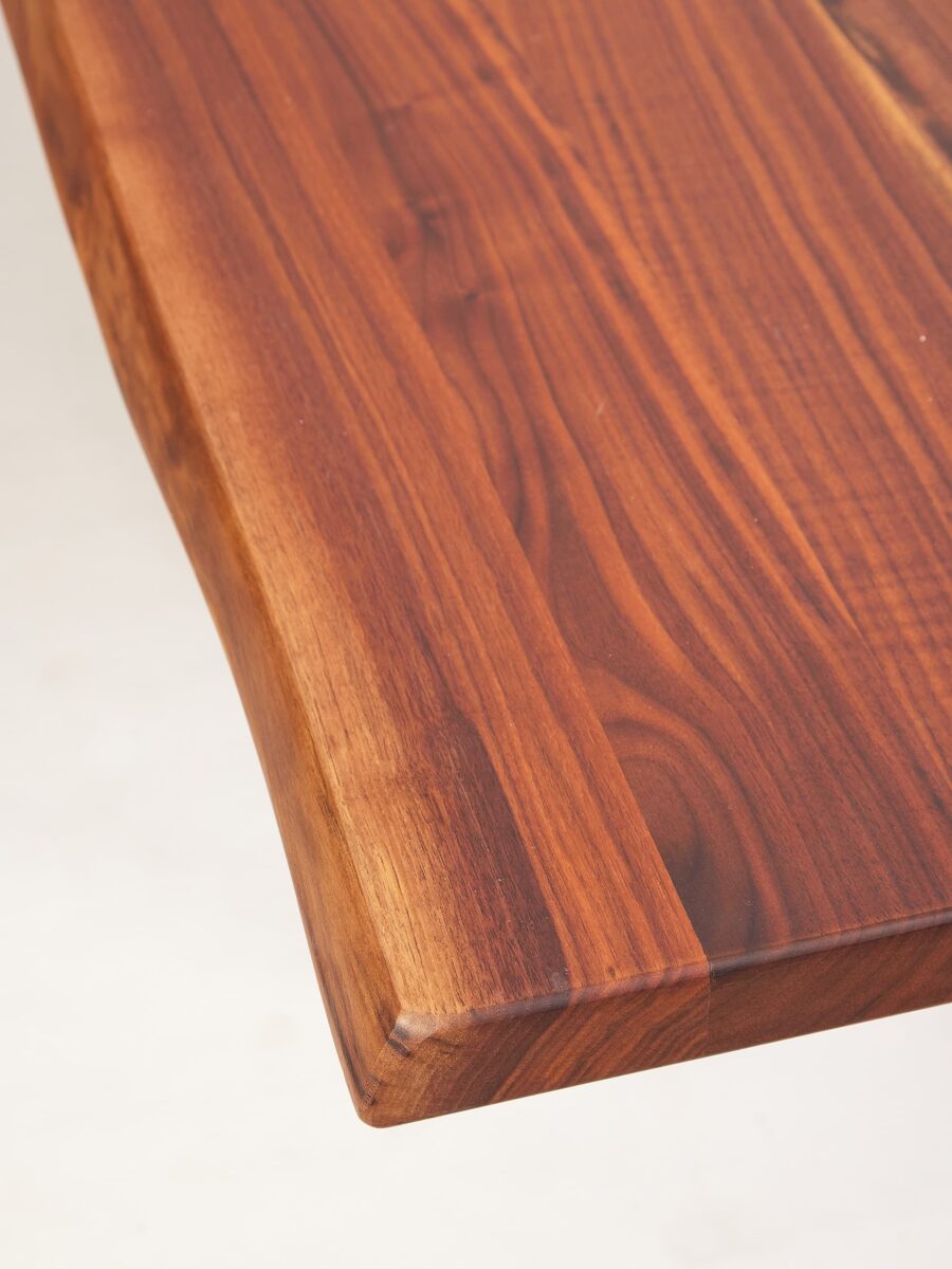 Bontempi Artistico Dining Table Lacquered Metal Frame Closeup 2