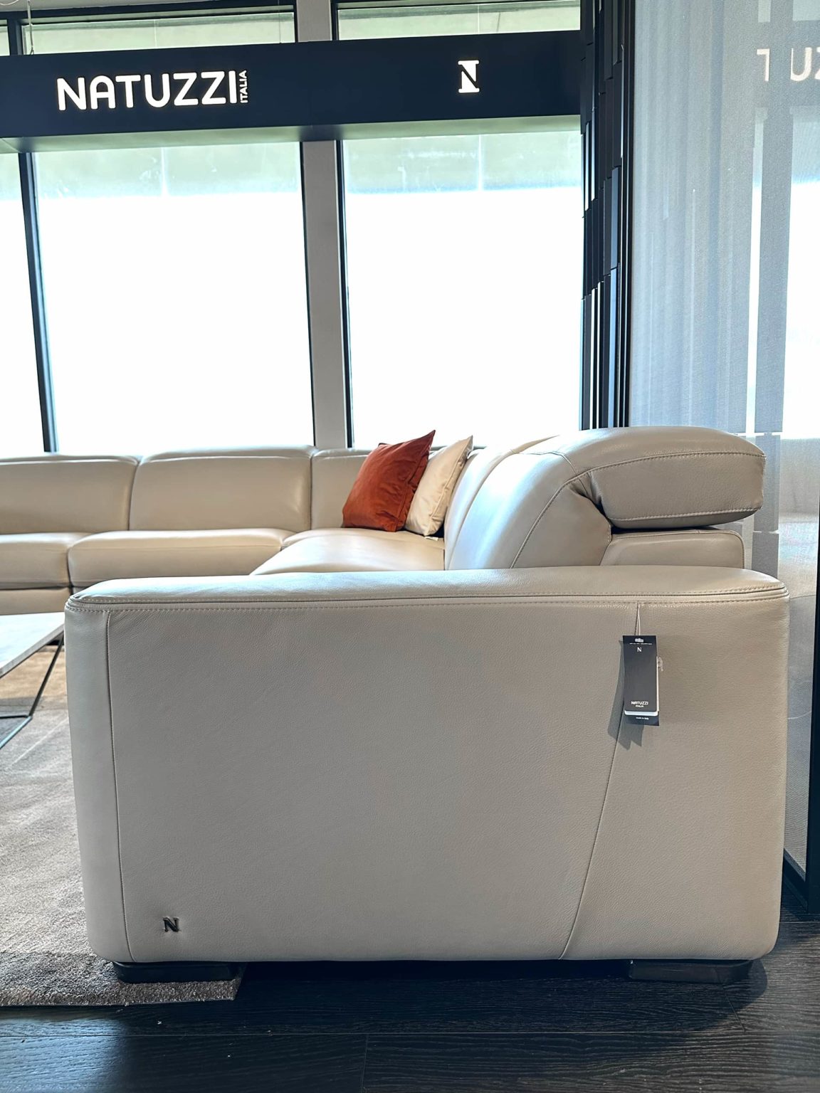 Natuzzi Italia Diesis 5pc Sectional Furnitalia Contemporary Italian Furniture Showroom