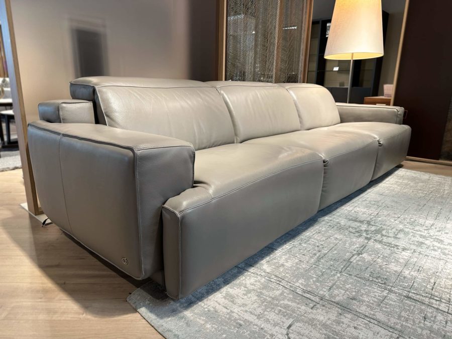 Natuzzi Italia Iago 3pc Power Sofa Grey 4