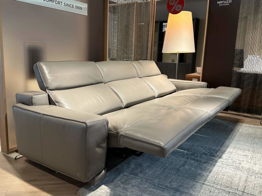 Natuzzi Italia Iago 3pc Power Sofa Grey 5