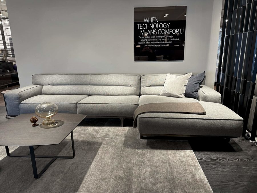 Natuzzi Italia Kendo 2pc Sectional Furnitalia Contemporary
