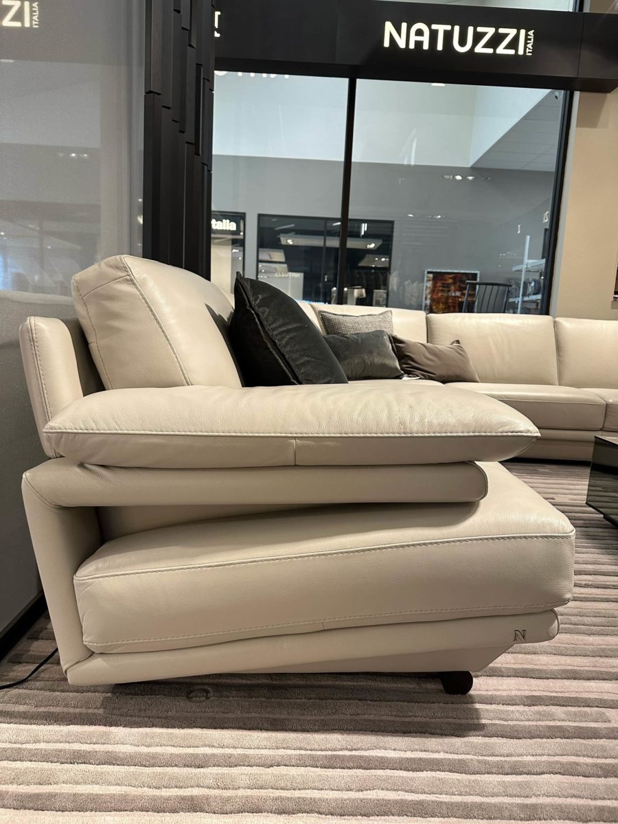 Natuzzi Italia Plaza 2030 5pc Sectional 4