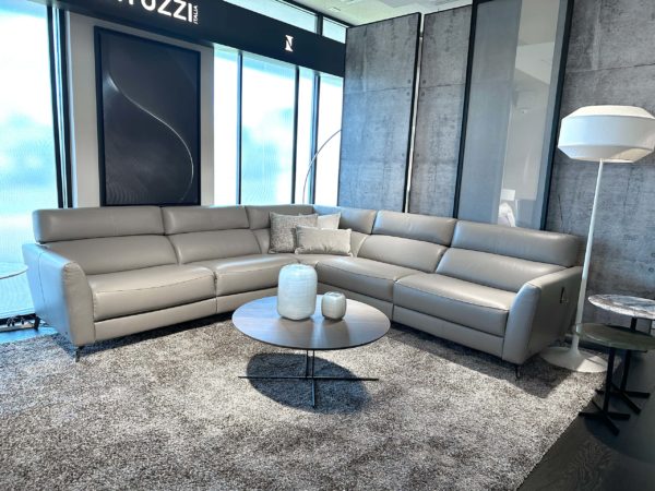 Natuzzi Italia Stan 5pc Sectional Grey