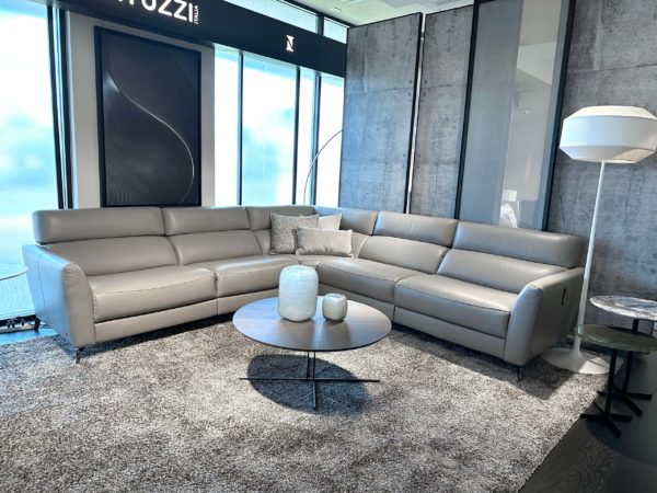 Natuzzi Italia Stan 5pc Sectional Grey