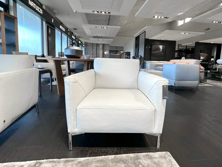 Natuzzi Italia Tratto 2811 Armchair White 3