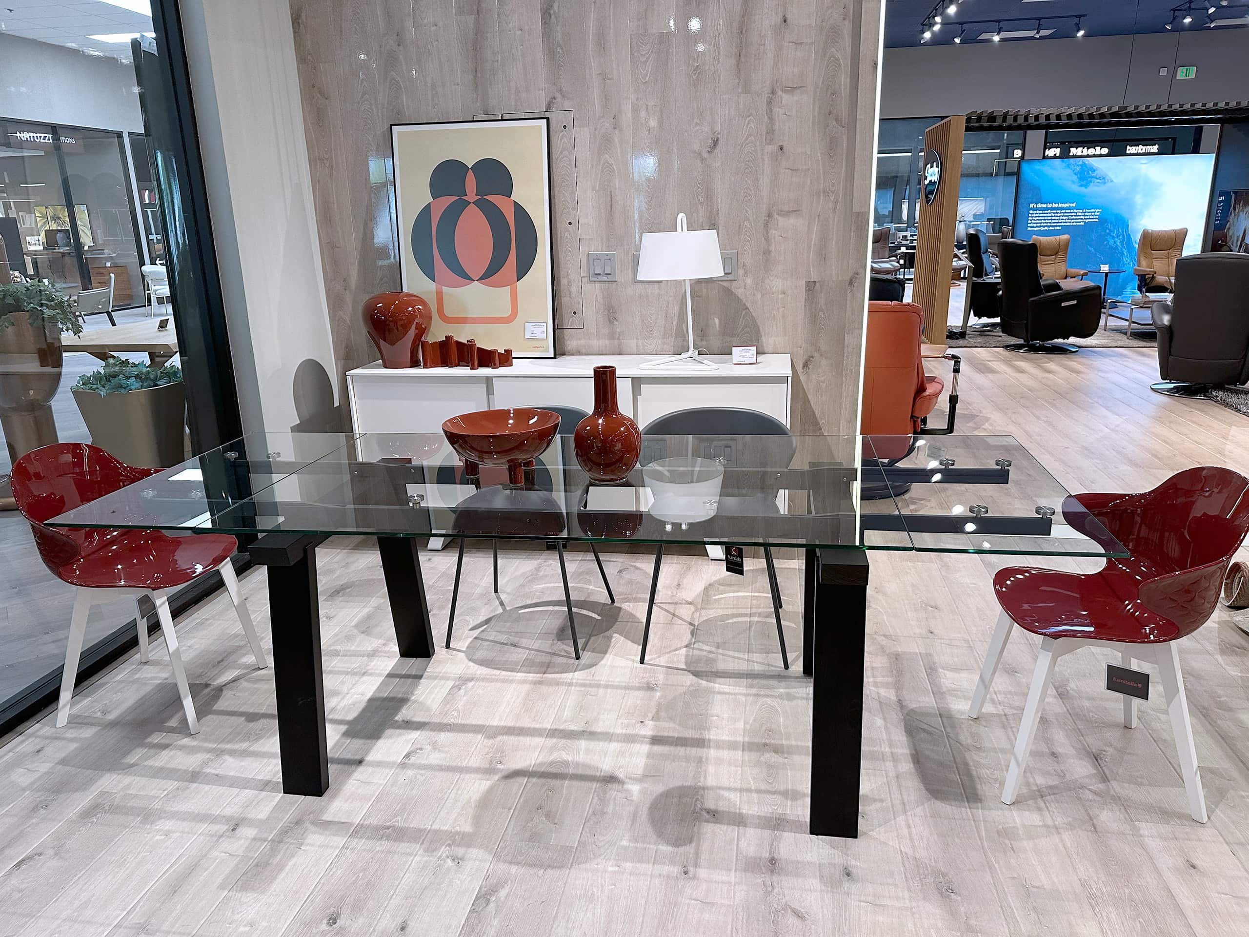 calligaris levante ext table clear glass and matt grey frame