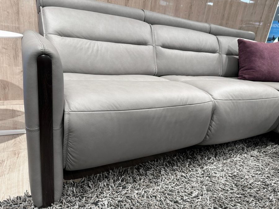 Stressless Emily Power Sofa with Chaise Silver Grey 5