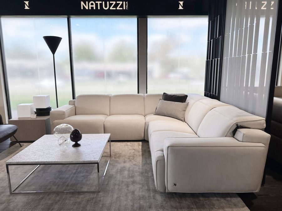 Natuzzi Italia Iago 5pc Sectional Warm Light Grey 3