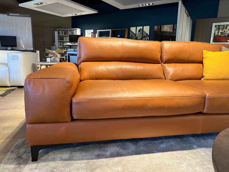 Incanto i563 sofa Autumn Brown 3