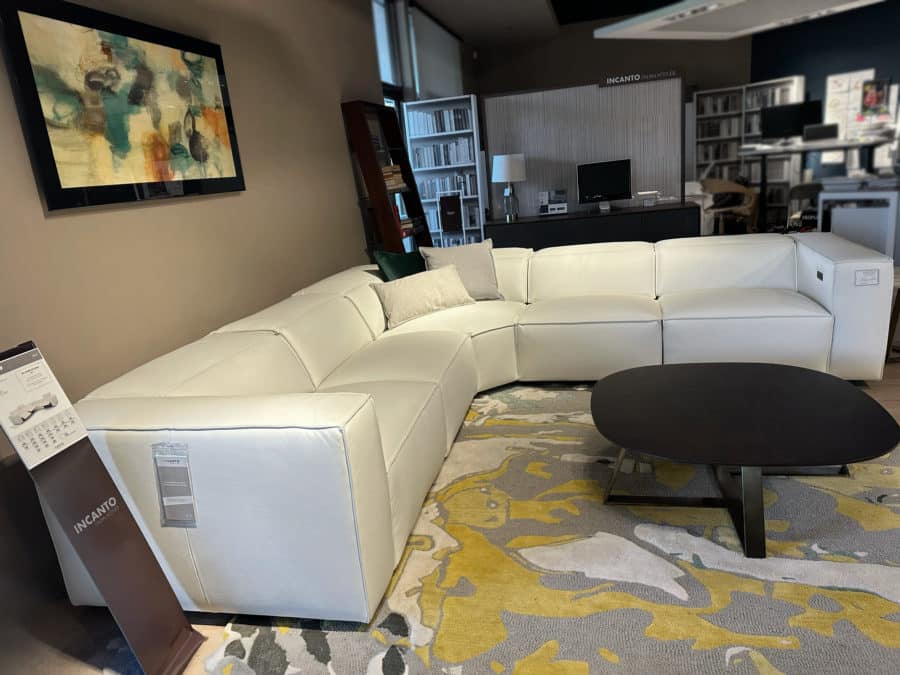 Incanto i923 5pc sectional 3