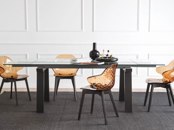 Calligaris Levante Table and Saint Tropez Chairs