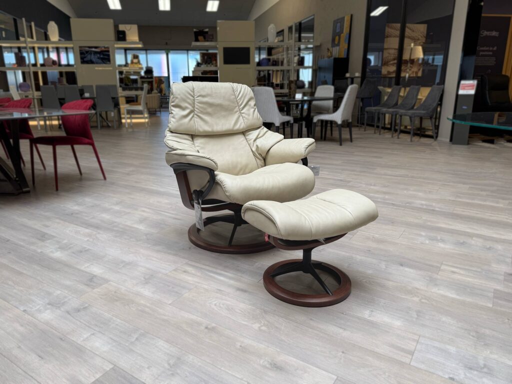 Stressless-Reno-Signature-L-