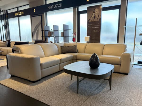 Natuzzi Italia Diesis 2828 5pc Power Sectional