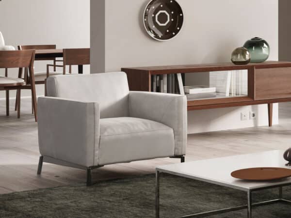 Natuzzi Italia Tratto Armchair