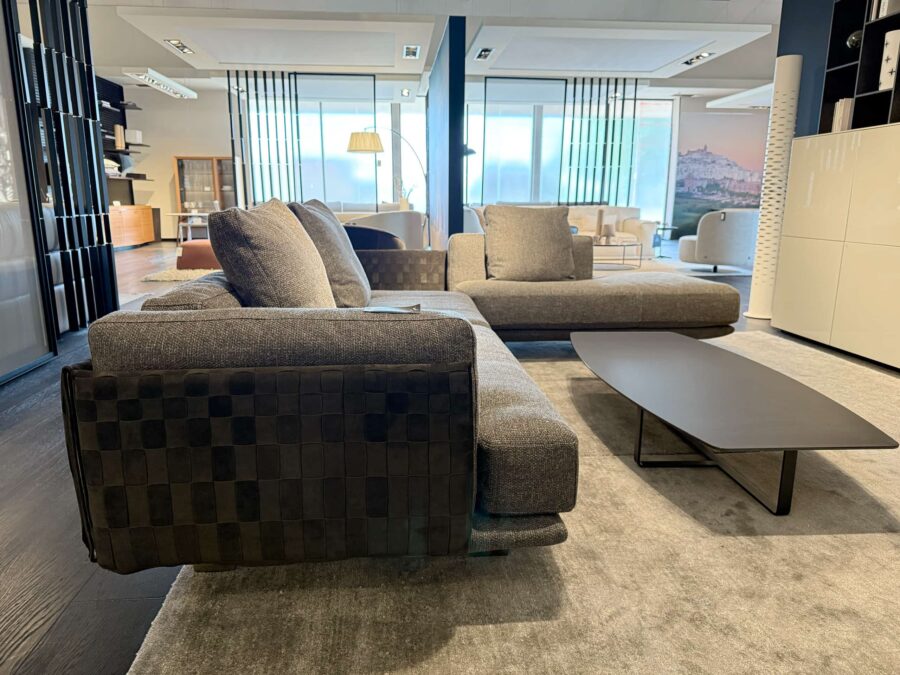 Natuzzi Italia Campus 4pc Sectional Bronze 3