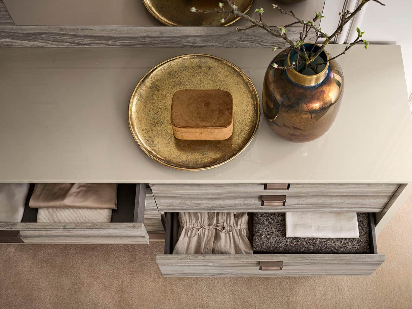 Alf Italia Jupiter Dresser Closeup