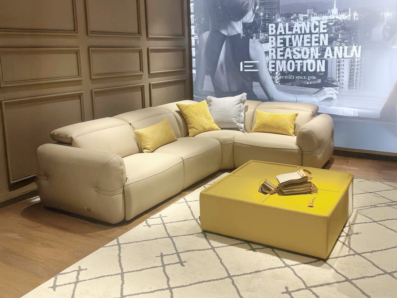 Estro Milano - Round 4pc Sectional Sand 3