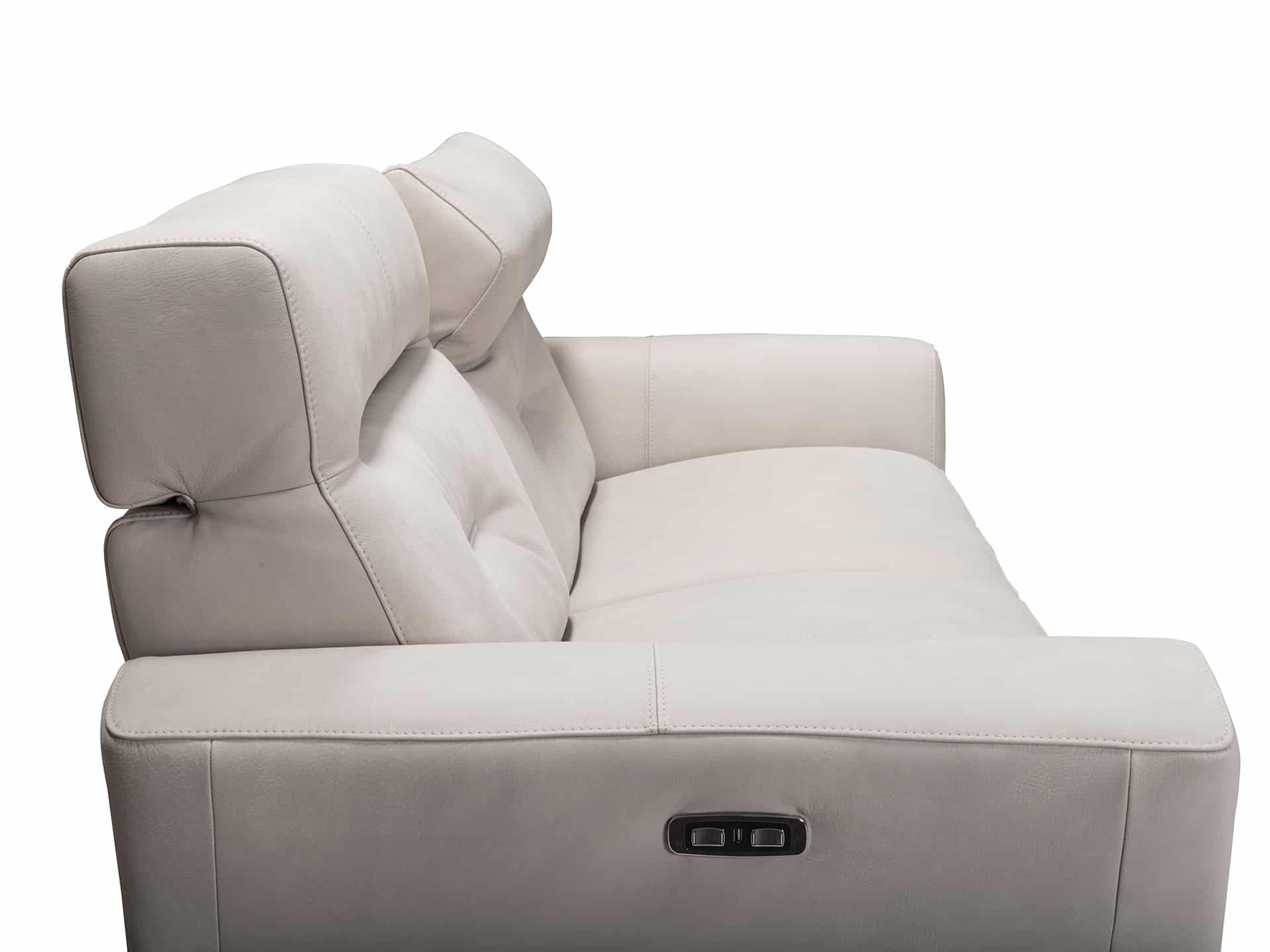 Incanto Italia i779 power sofa and armchair