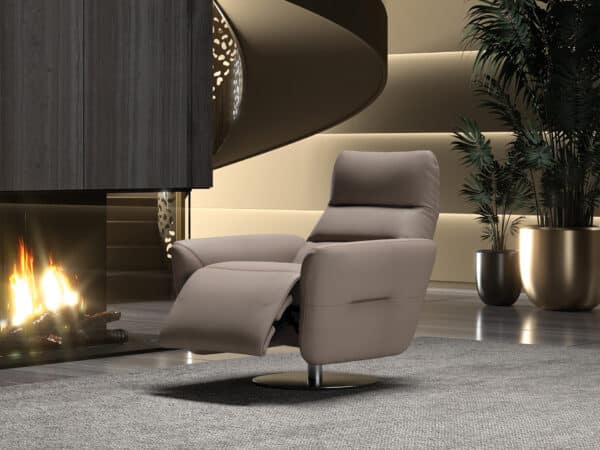 Estro Milano Norma Power Recliner