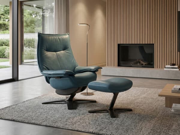 Natuzzi Italia Re-Vive Linear Recliner