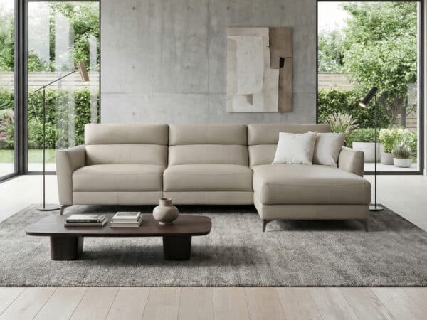 Natuzzi Italia Stan Power sofa with Chaise Cement - studio